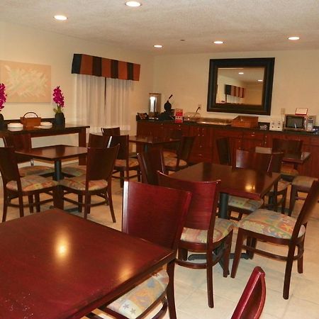 Royalton Inn & Suites Upper Sandusky Ngoại thất bức ảnh