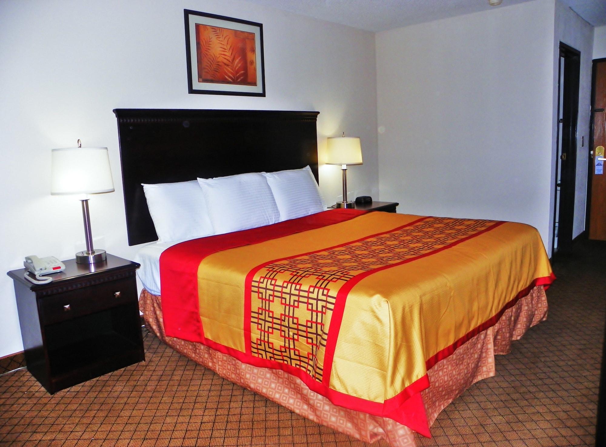 Royalton Inn & Suites Upper Sandusky Ngoại thất bức ảnh