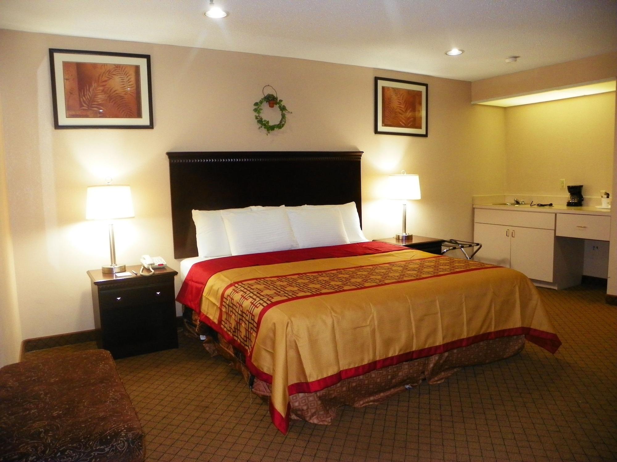 Royalton Inn & Suites Upper Sandusky Ngoại thất bức ảnh